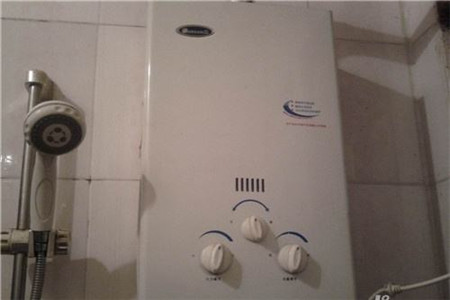 液化气热水器哪个牌子好？怎样挑选液化气热水器？